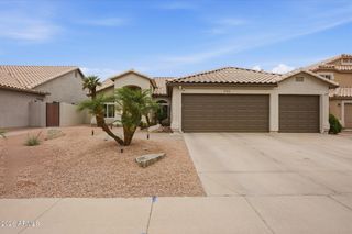 1705 W MERRILL Lane, Gilbert, AZ 85233