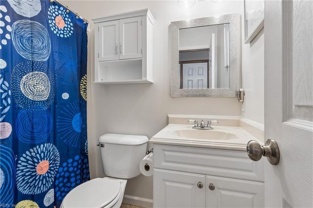 6781 Amanda CT, Gloucester, VA 23061