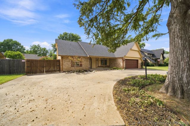 4672 S Norwood Avenue, Tulsa, OK 74135