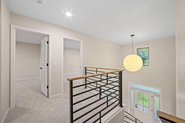 17711 Creek Ridge Pass, Minnetonka, MN 55345