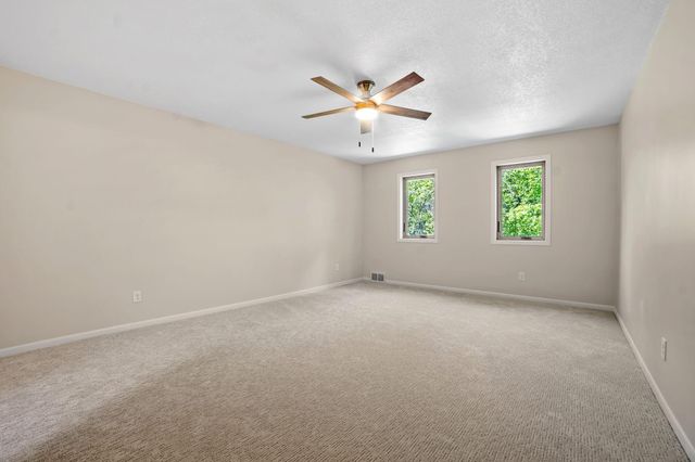 17711 Creek Ridge Pass, Minnetonka, MN 55345