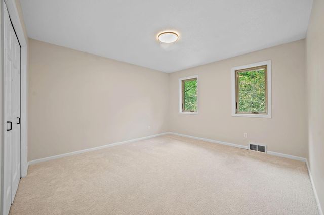 17711 Creek Ridge Pass, Minnetonka, MN 55345