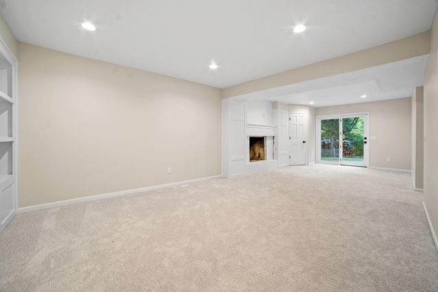 17711 Creek Ridge Pass, Minnetonka, MN 55345