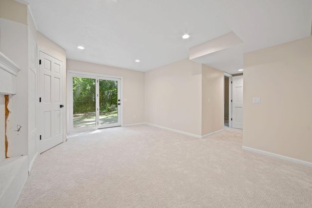 17711 Creek Ridge Pass, Minnetonka, MN 55345