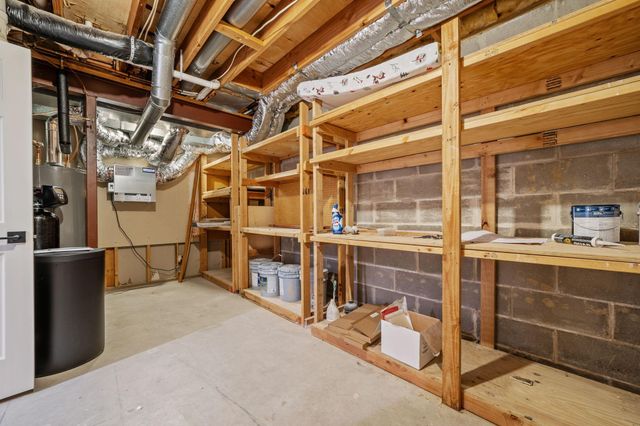 17711 Creek Ridge Pass, Minnetonka, MN 55345