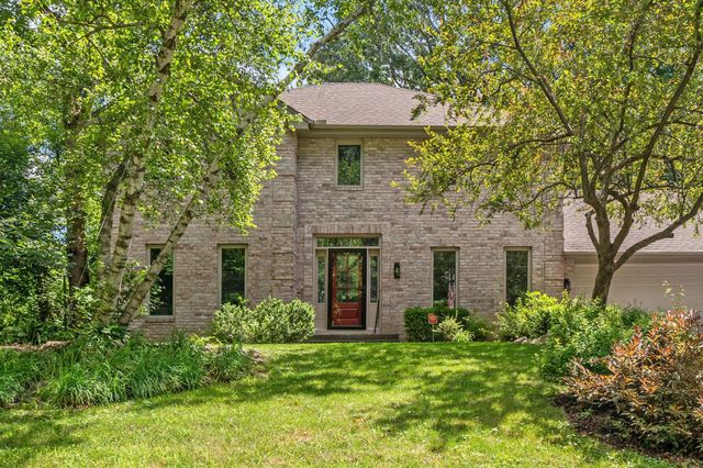 17711 Creek Ridge Pass, Minnetonka, MN 55345