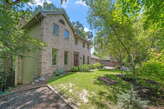 17711 Creek Ridge Pass, Minnetonka, MN 55345