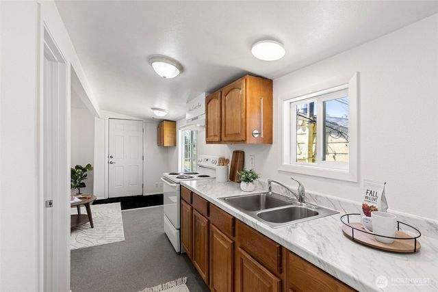 2212 15th Street, Bremerton, WA 98312