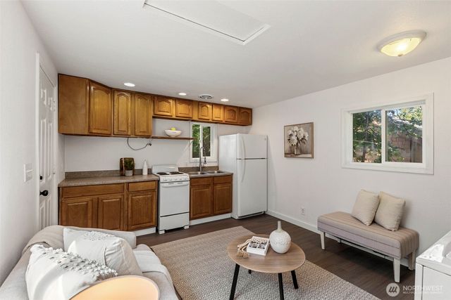 2212 15th Street, Bremerton, WA 98312