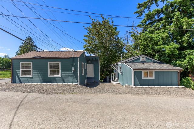 2212 15th Street, Bremerton, WA 98312