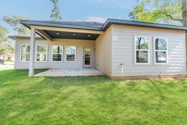 11843 Briarwood Lane, Montgomery, TX 77356
