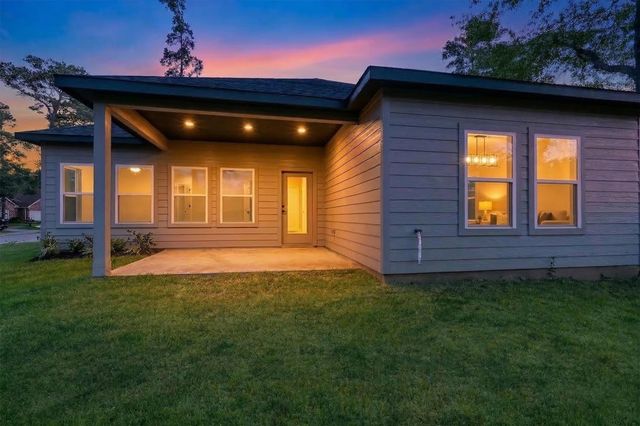 11843 Briarwood Lane, Montgomery, TX 77356
