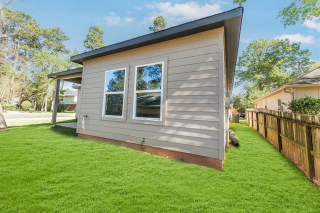 11843 Briarwood Lane, Montgomery, TX 77356