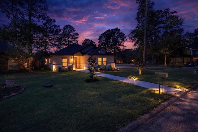 11843 Briarwood Lane, Montgomery, TX 77356