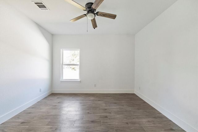 11843 Briarwood Lane, Montgomery, TX 77356