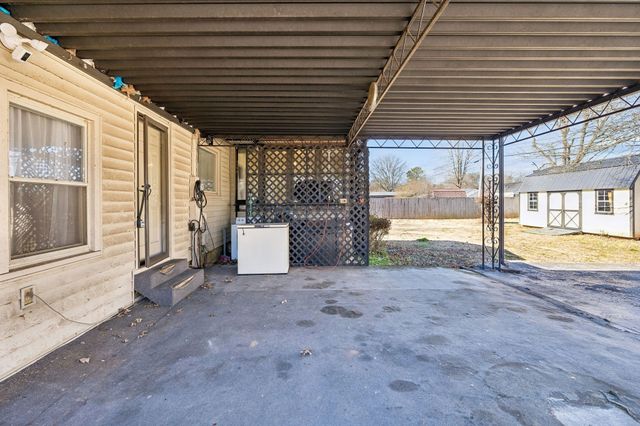 102 Experiment Ln, Columbia, TN 38401