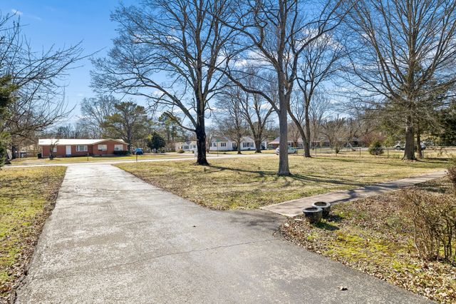 102 Experiment Ln, Columbia, TN 38401