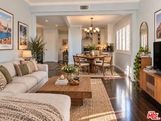 6645 W 86th Place 204, Los Angeles, CA 90045