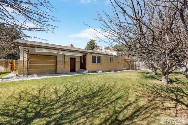 1920 Riviera Circle, Idaho Falls, ID 83404