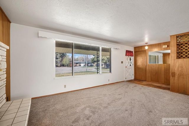 1920 Riviera Circle, Idaho Falls, ID 83404