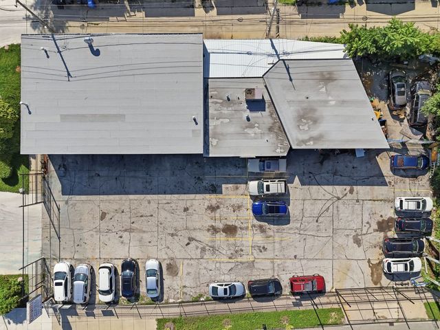 9952 S Halsted Street, Chicago, IL 60628