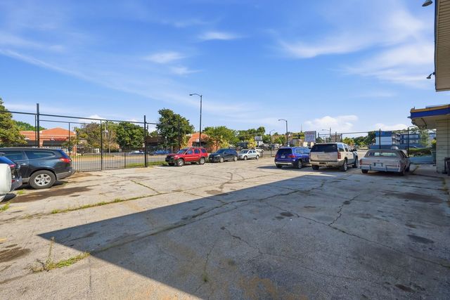 9952 S Halsted Street, Chicago, IL 60628