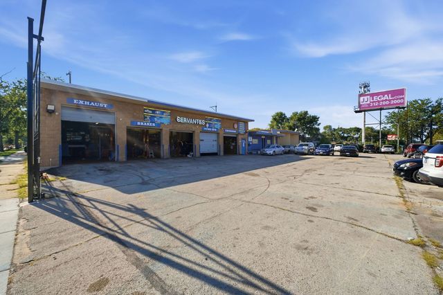9952 S Halsted Street, Chicago, IL 60628