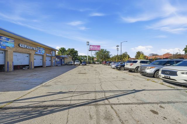 9952 S Halsted Street, Chicago, IL 60628