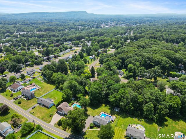 407 Curtiss Street, Southington, CT 06489