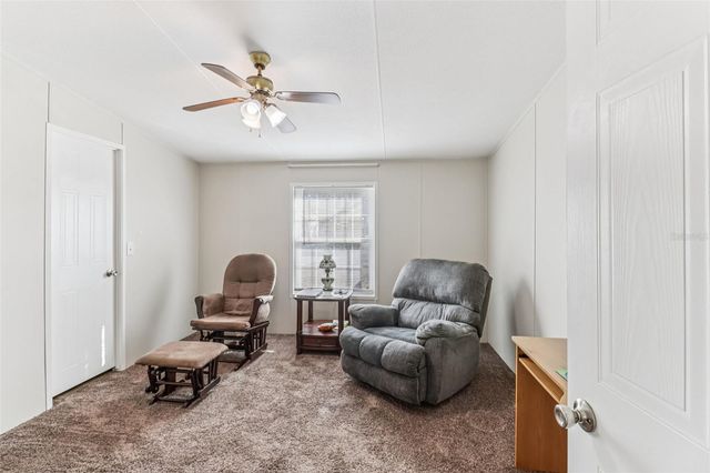 16180 NE 2ND LOOP, Silver Springs, FL 34488