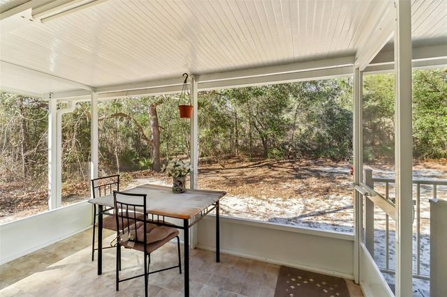 16180 NE 2ND LOOP, Silver Springs, FL 34488