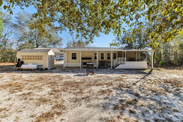 16180 NE 2ND LOOP, Silver Springs, FL 34488