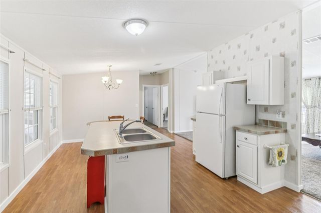 16180 NE 2ND LOOP, Silver Springs, FL 34488