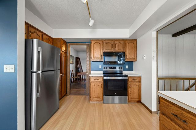 1700 Atwater Path, Inver Grove Heights, MN 55077