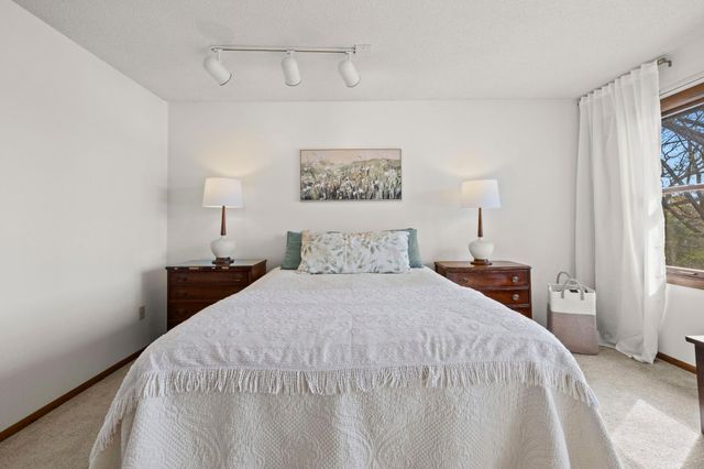 1700 Atwater Path, Inver Grove Heights, MN 55077