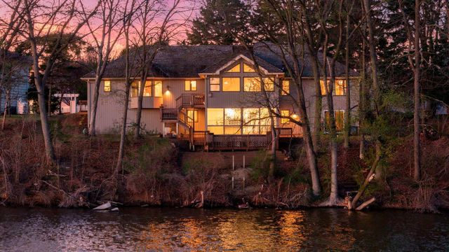 1700 Atwater Path, Inver Grove Heights, MN 55077