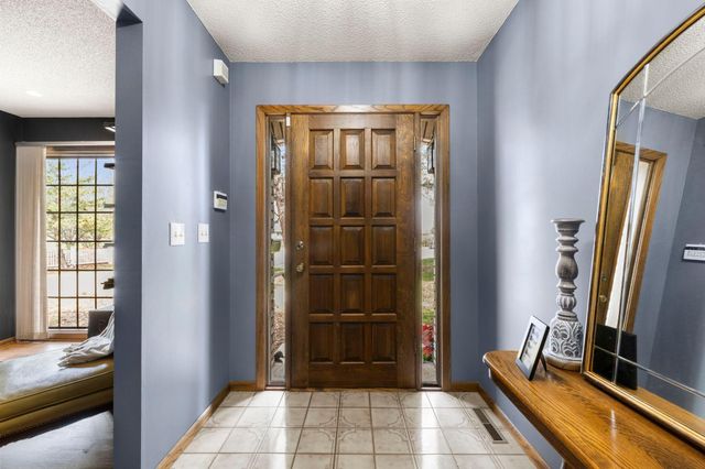 1700 Atwater Path, Inver Grove Heights, MN 55077