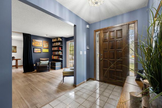 1700 Atwater Path, Inver Grove Heights, MN 55077