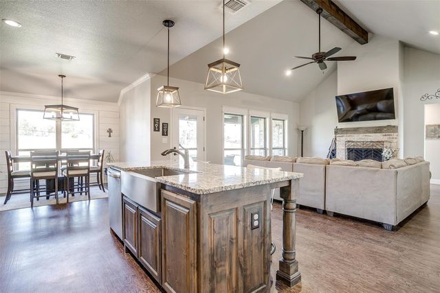 260 Wilson Bend Road, Millsap, TX 76066
