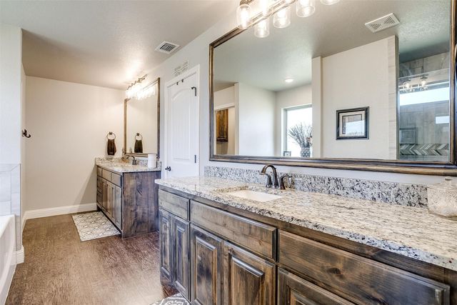 260 Wilson Bend Road, Millsap, TX 76066