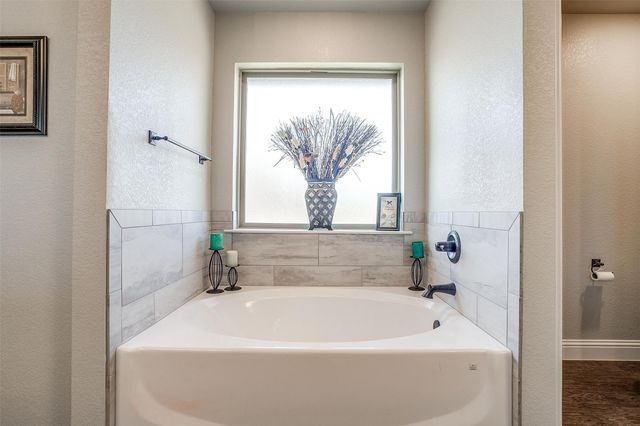 260 Wilson Bend Road, Millsap, TX 76066