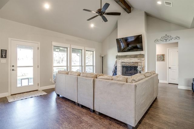 260 Wilson Bend Road, Millsap, TX 76066