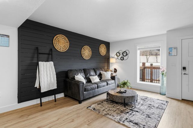 403 Veterans Boulevard F 14, Branson, MO 65616