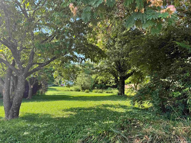 614 W Dixie Street, Bloomington, IN 47403