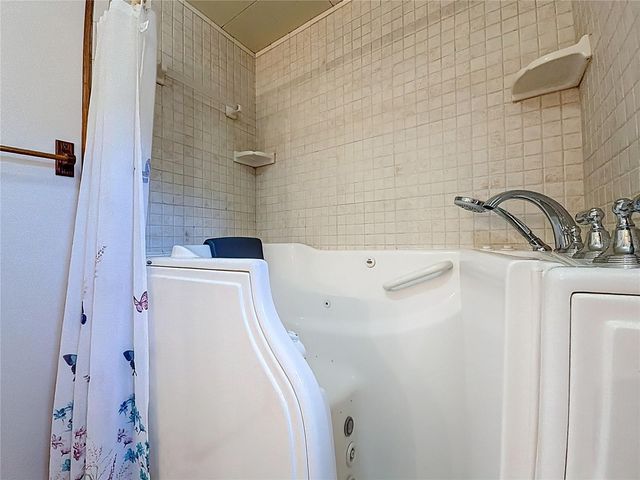 113 ROSEMARY AVENUE, Lady Lake, FL 32159