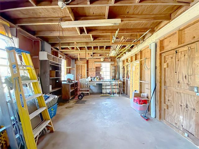 113 ROSEMARY AVENUE, Lady Lake, FL 32159