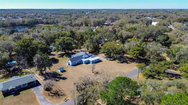 113 ROSEMARY AVENUE, Lady Lake, FL 32159