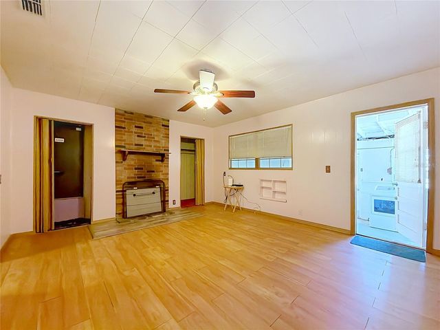 113 ROSEMARY AVENUE, Lady Lake, FL 32159