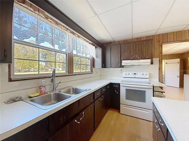 113 ROSEMARY AVENUE, Lady Lake, FL 32159