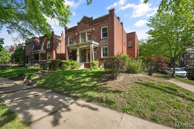 2103 Allen Avenue B, St Louis, MO 63104